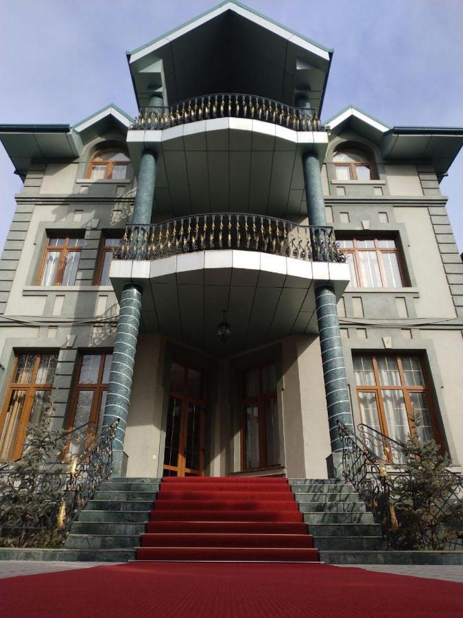 Queens Hotel Tașkent Exterior foto